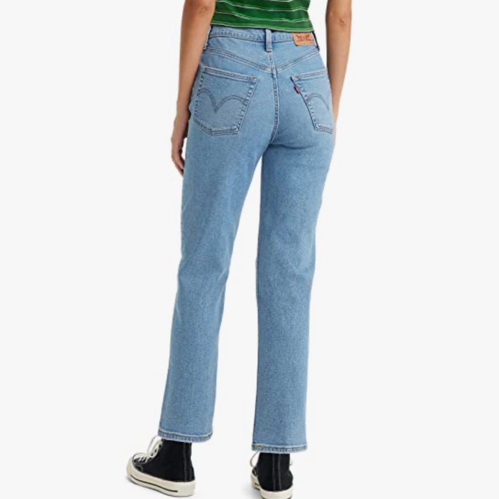 Levi’s Ribcage Straight Ankle Jeans in Medium Indigo - Picture 3 of 6